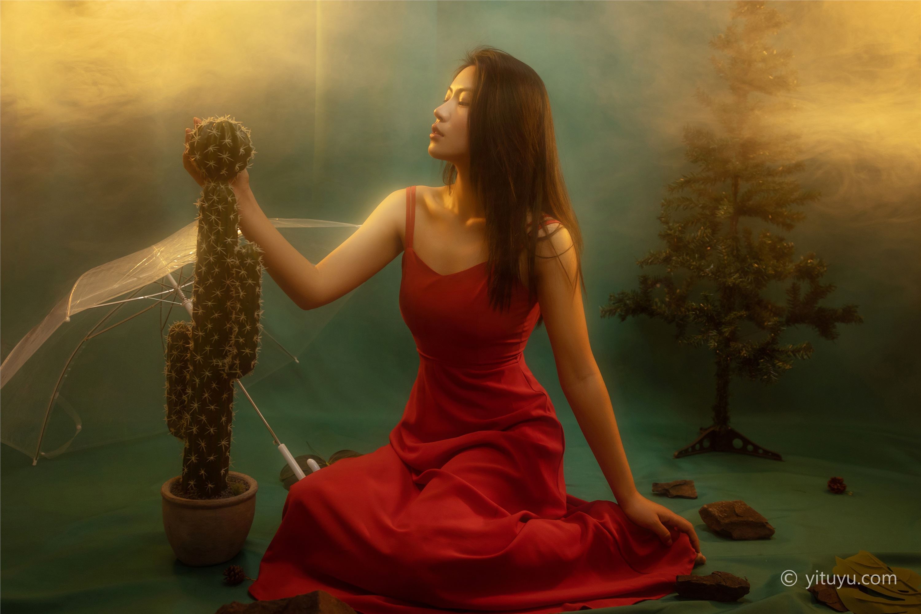 YITUYU艺图语  2021.05.24 红装 娇娇